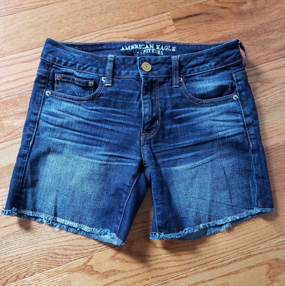 American eagle boy midi shorts